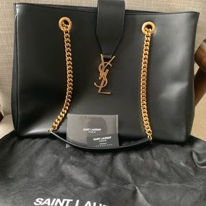 Saint Laurent Shoulder Bag